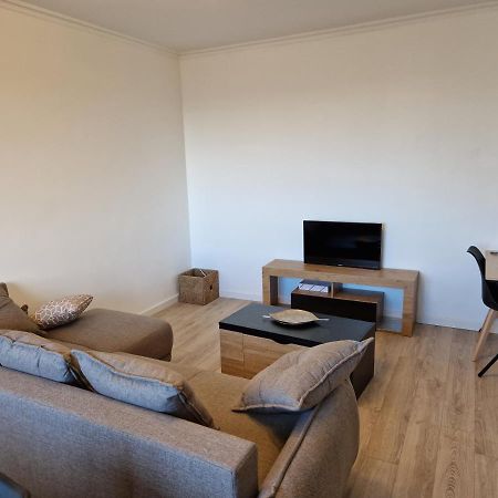 Appartement Spacieux Renove - 11 Min De Paris Colombes  Exterior photo