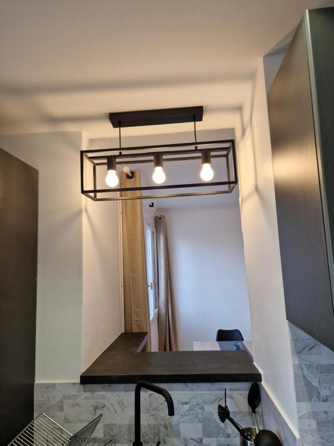 Appartement Spacieux Renove - 11 Min De Paris Colombes  Exterior photo